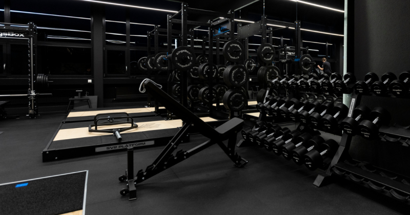 Verstellbare Hantelbank für ein kommerzielles Fitnessstudio