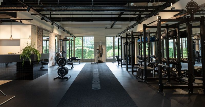 Ein Kraftzirkel Gym
